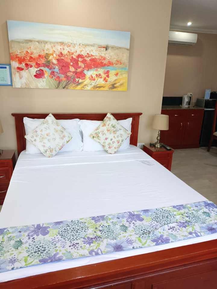 Ocean Breeze Resort Toledo Dış mekan fotoğraf